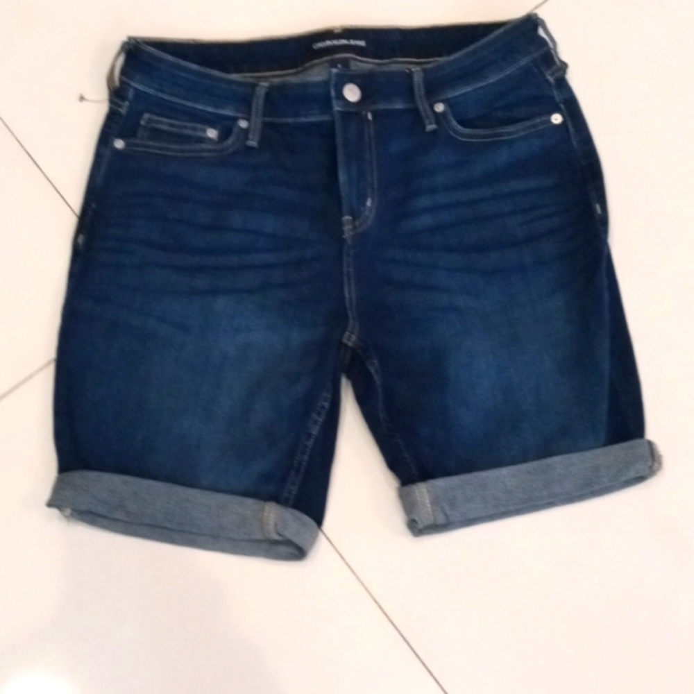 CALVIN KLEIN JEAN SHORTS